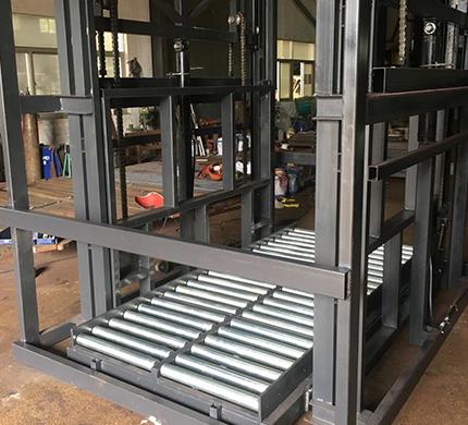 导轨式升降平台